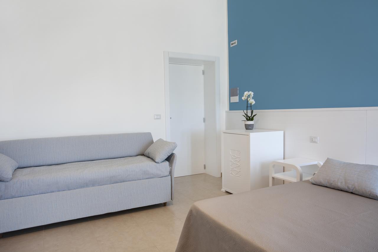 Frontemare Rooms Porto Cesareo Exterior foto